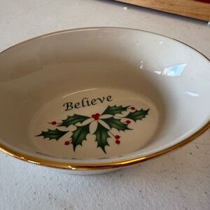 Lenox Holiday Oval Dish with Gold Accents